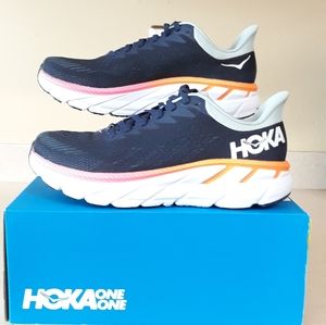 HOKA ONE ONE CLIFTON 7 WOMEN'S SHOES SZ. 8
